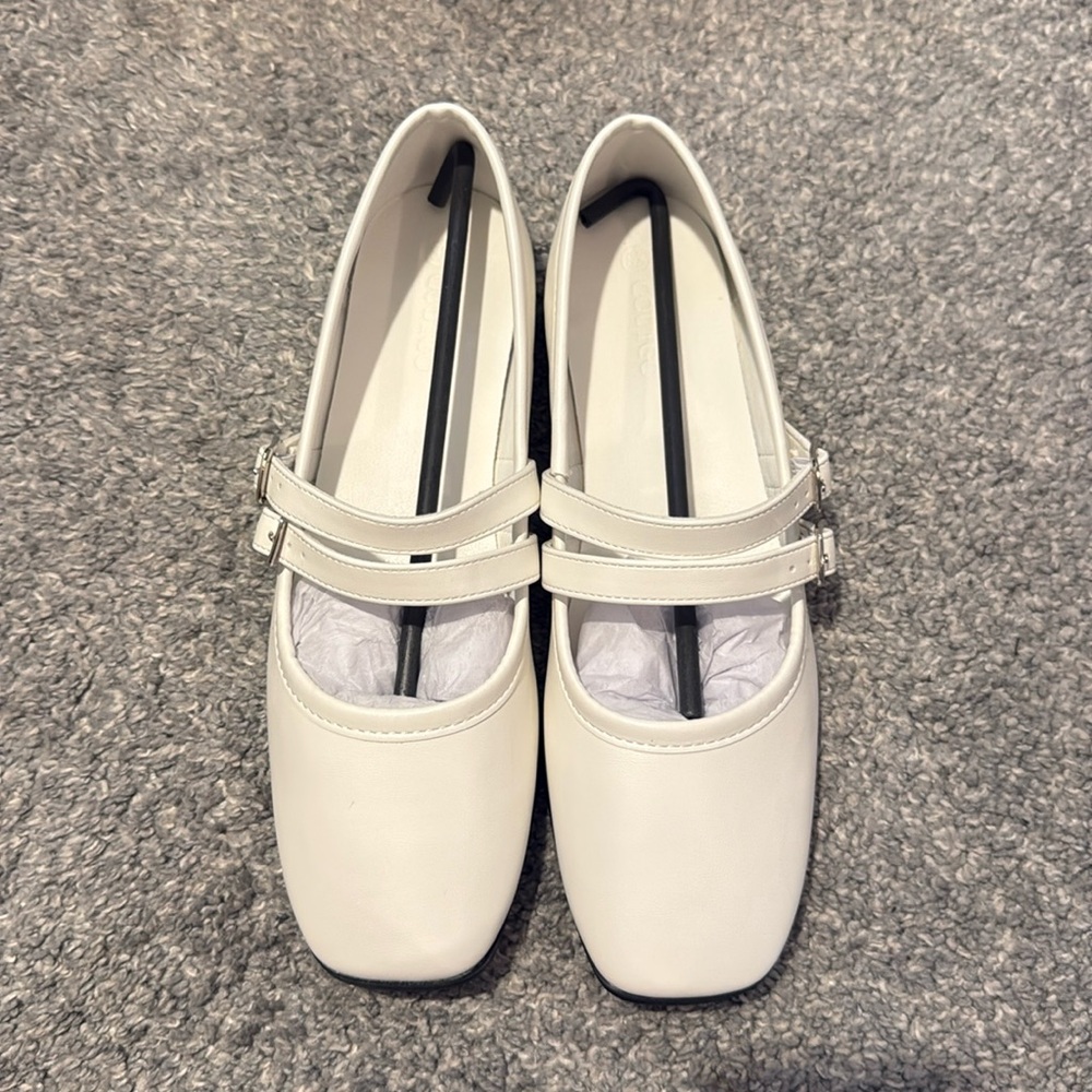 Mary Jane Flats